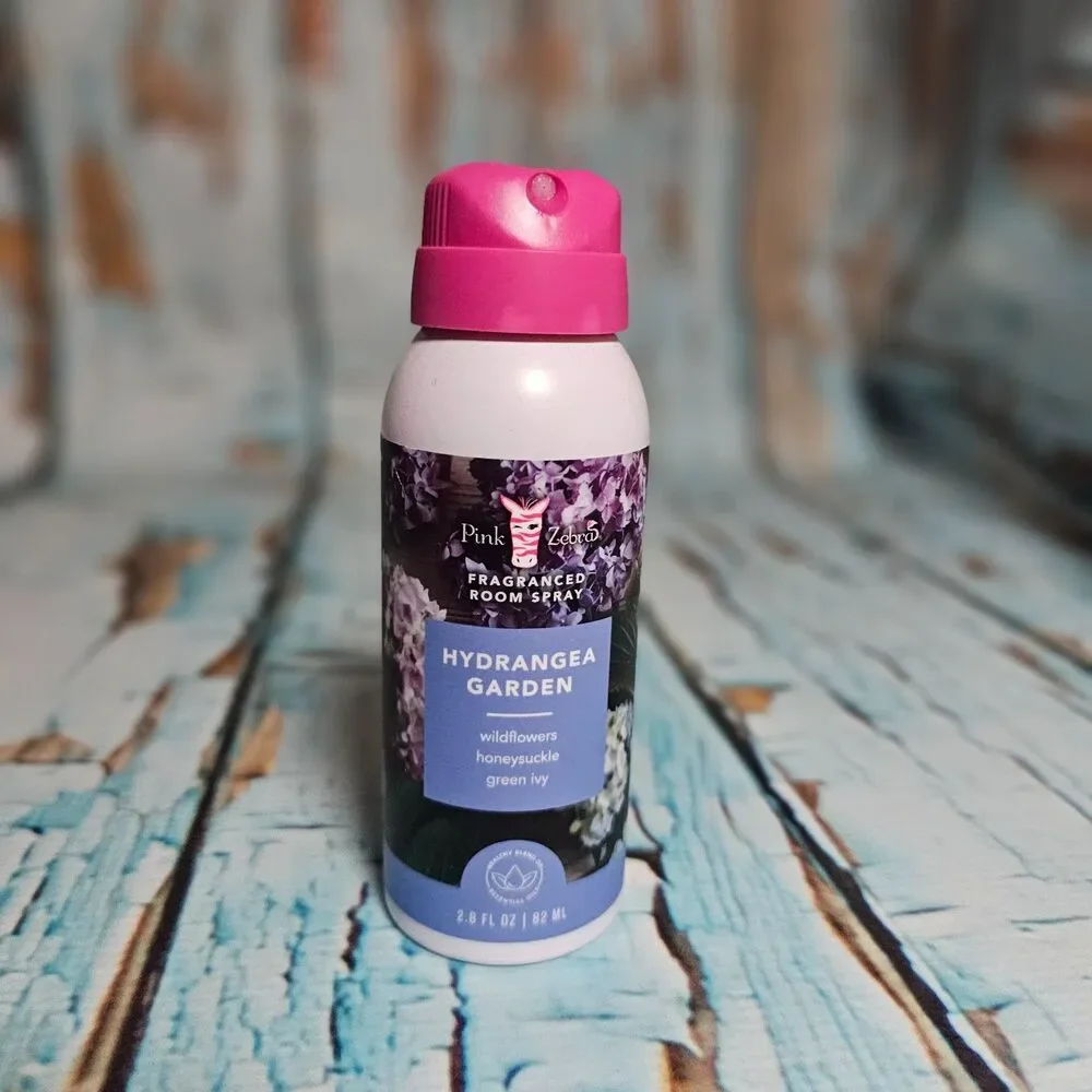 Pink Zebra Hydrangea Garden Room Spray 2.8 oz Wildflowers Honeysuckle Green Ivy